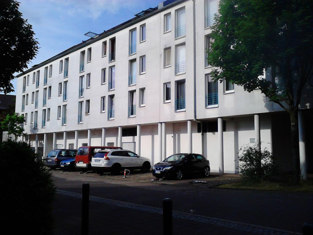 Nahe Uniklinik * Dusseldorf